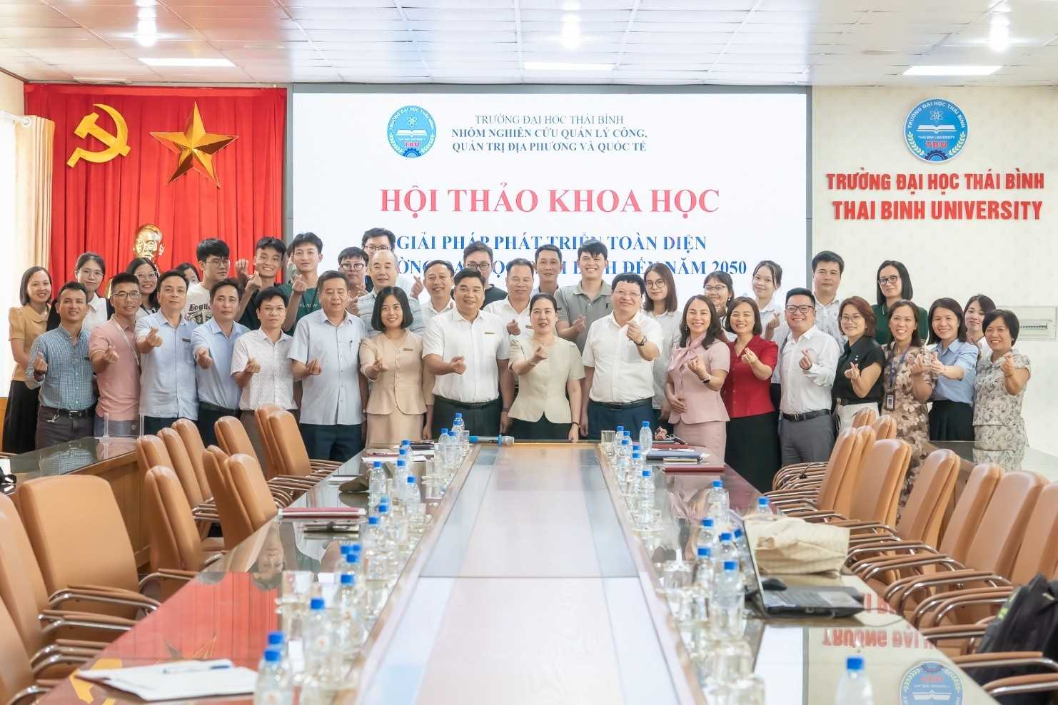 HỘI THẢO KHOA HỌC: “GIẢI PHÁP PHÁT TRIỂN TOÀN DIỆN TRƯỜNG ĐẠI HỌC THÁI BÌNH ĐẾN NĂM 2050”